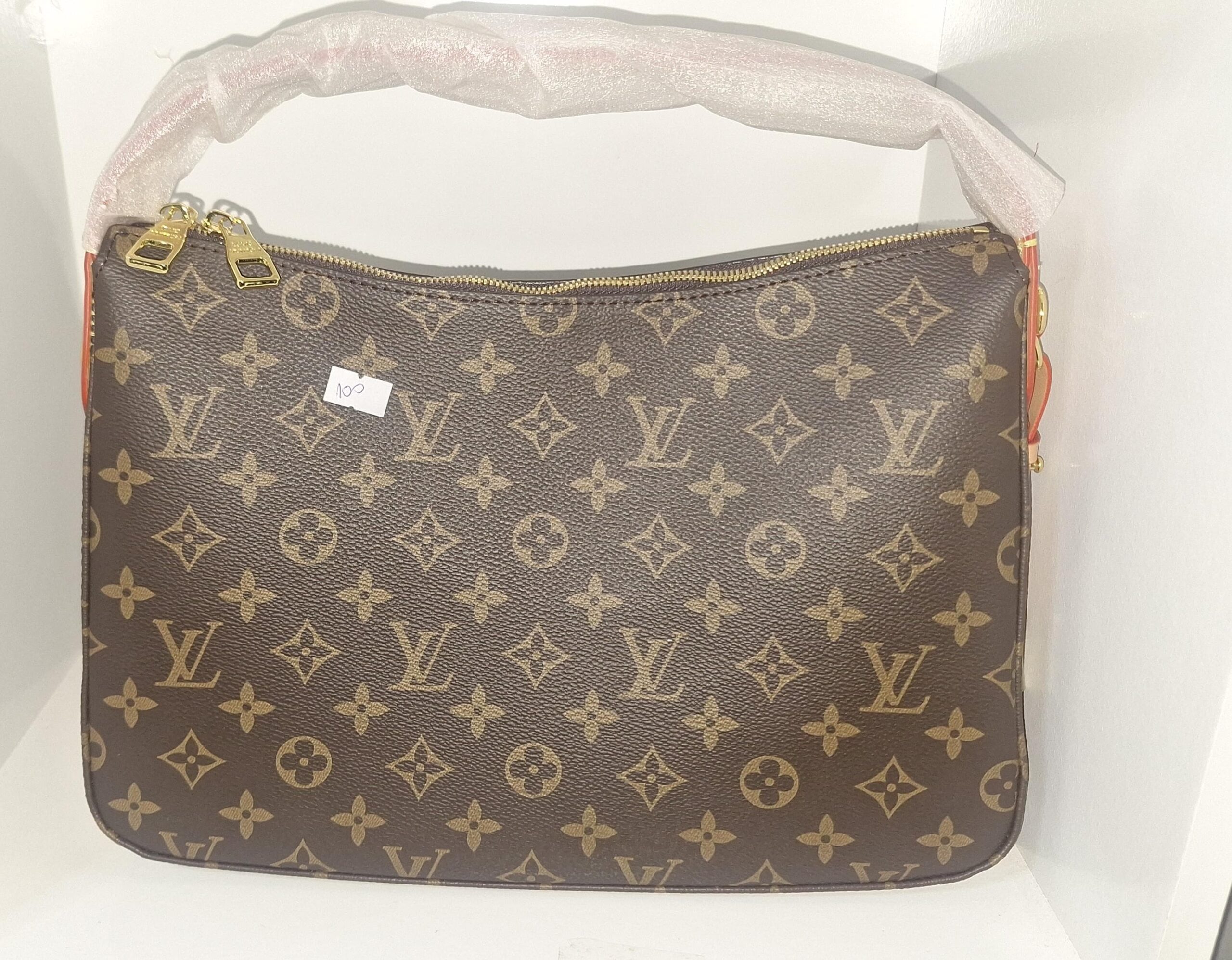 Cartera LV